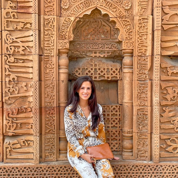 Missguided Contrast Leopard Print Satin Pajama Set - Picture 6 of 8